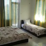 на гости при силвия 3*