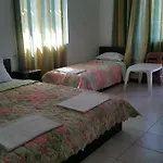 на гости при силвия Guest house Obzor