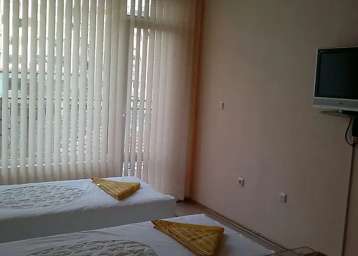 на гости при силвия 3* Obzor